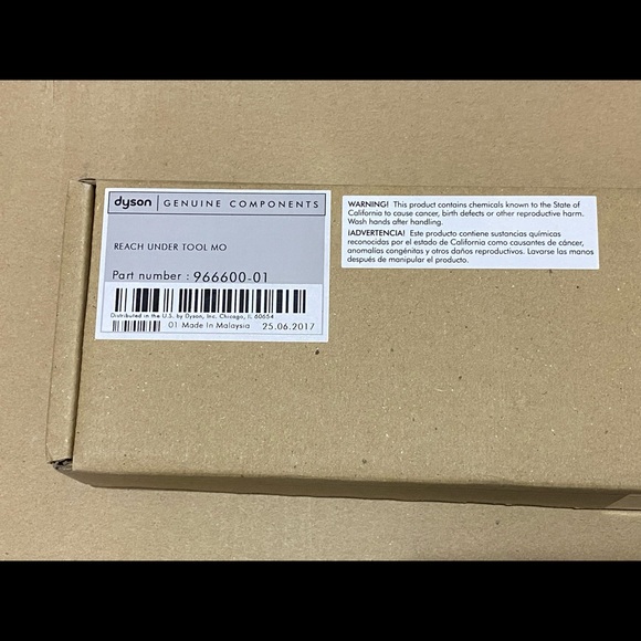 Dyson Reach Under Tool Kit Accessories - Picture 1 of 3